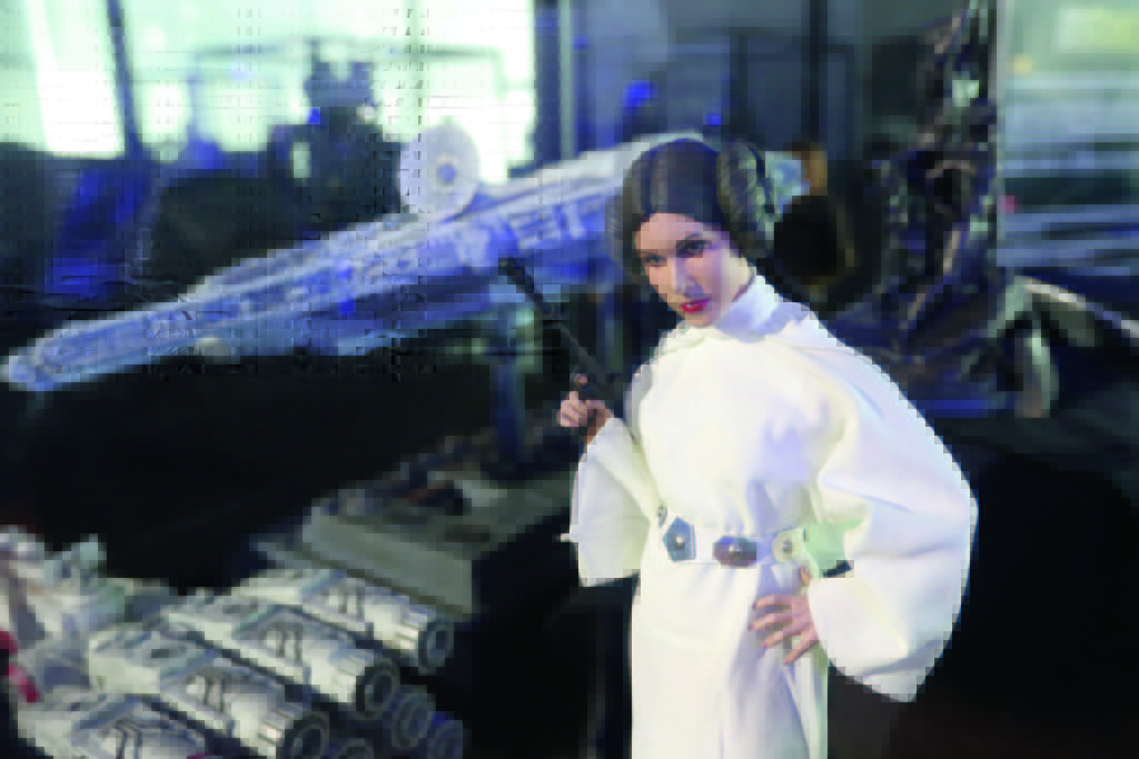 Figuras de la exposición 'Mitos de un Galaxia'. FOTO: LORENZO CARNERO. 