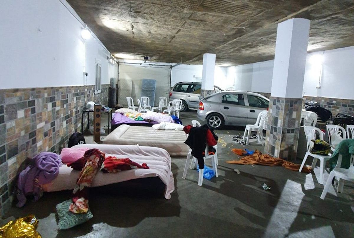 Desmantelan dos fiestas ilegales, una de ellas con cachimbas y menores, en Chiclana.