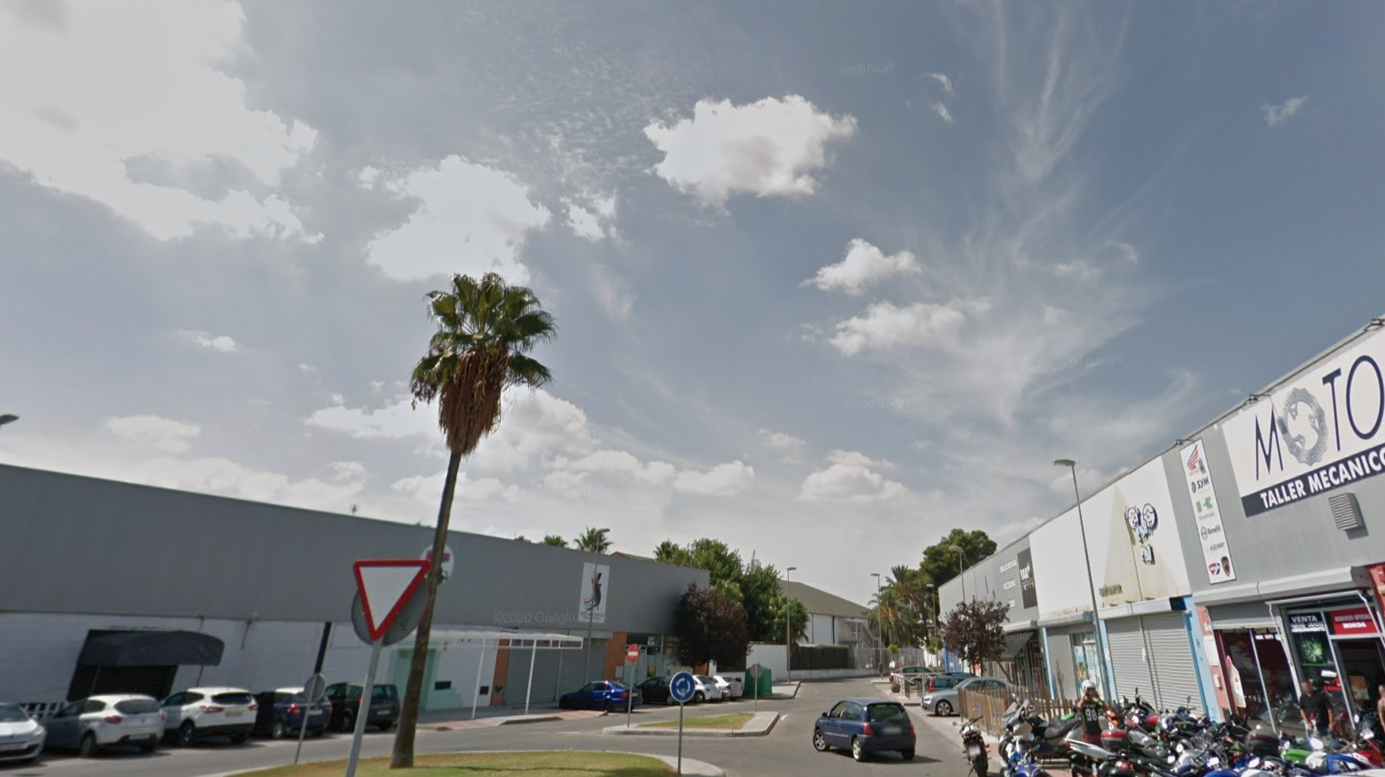 La calle Platino del polígono Autopista de Jerez, donde se celebró la fiesta, en una imagen de Google Maps.