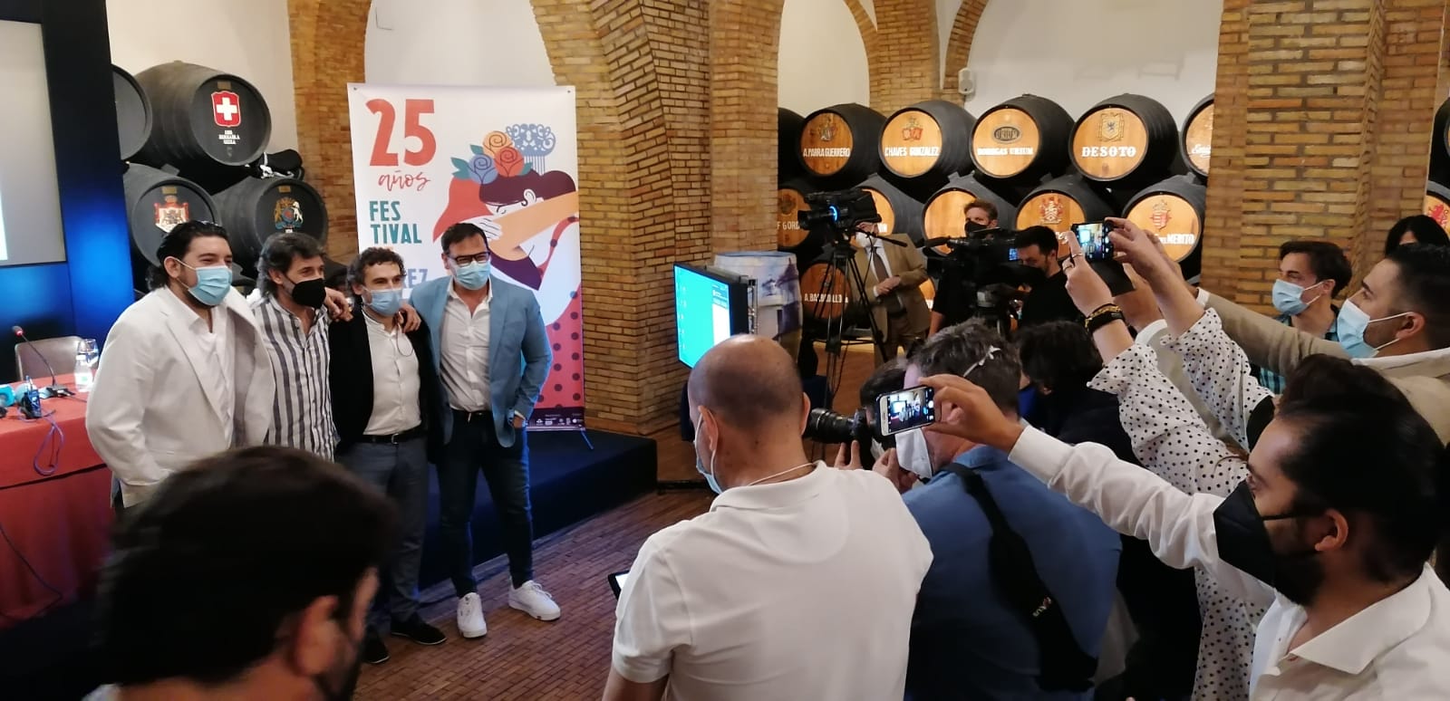 Los protagonistas de la segunda y tercera jornada del XXV Festival de Jerez, durante la presentación en el Consejo. Los protagonistas de la segunda y tercera jornada del XXV Festival de Jerez, durante la presentación en el Consejo.