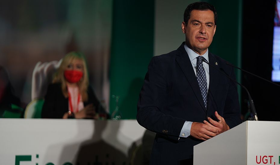 Juan Manuel Moreno en el acto de apertura del XII Congreso de UGT Andalucía.