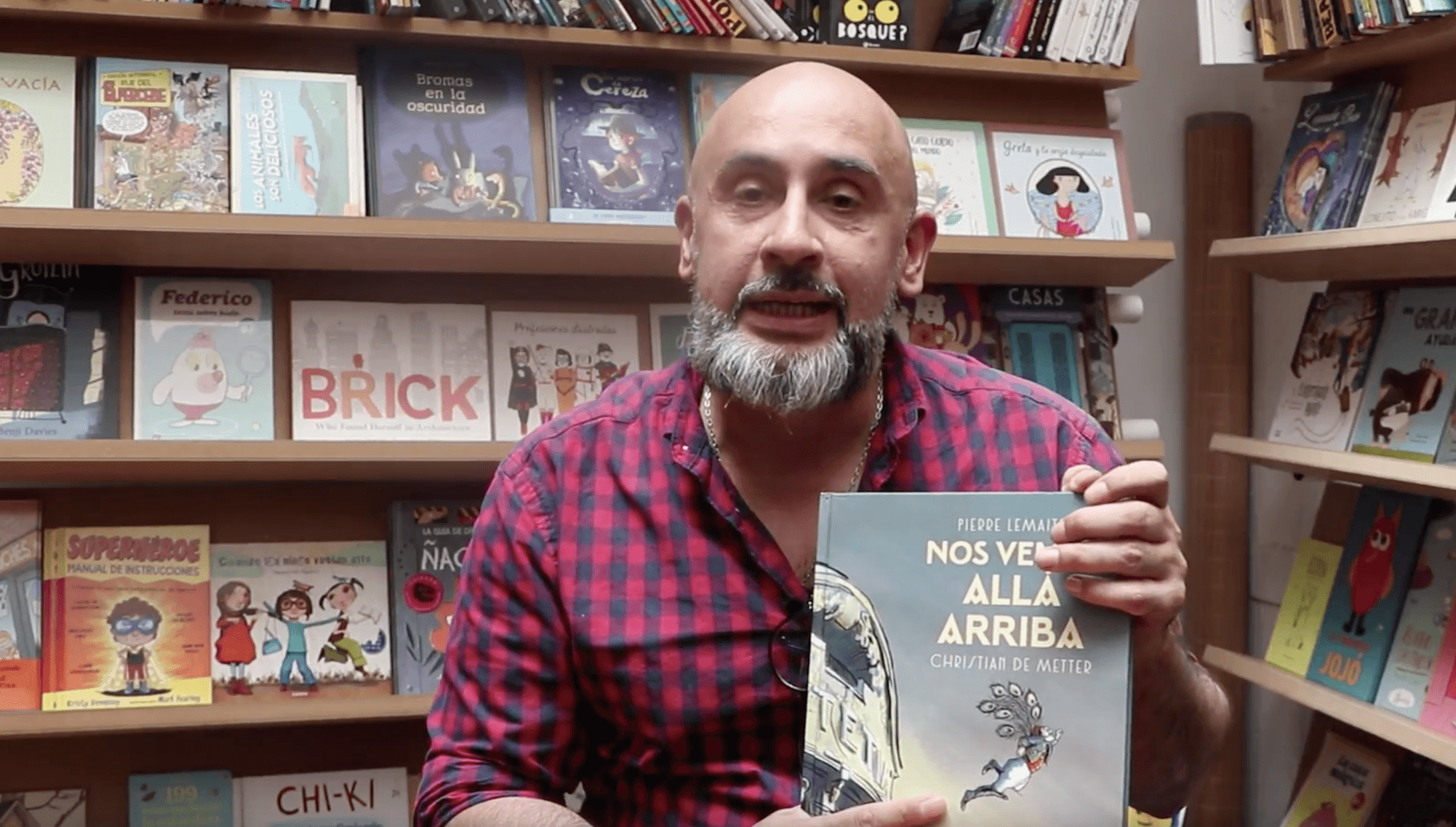 Joaquín Sovilla, librero de Caótica. 