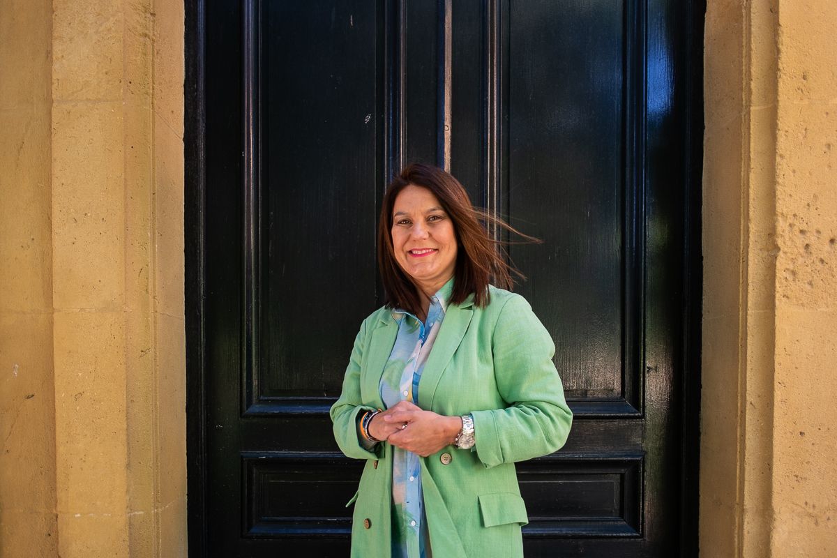 María Jesús Herencia, delegada territorial de Turismo, en la Real Escuela Andaluza del Arte Ecuestre este jueves. María Jesús Herencia, delegada territorial de Turismo, en la Real Escuela Andaluza del Arte Ecuestre este jueves.