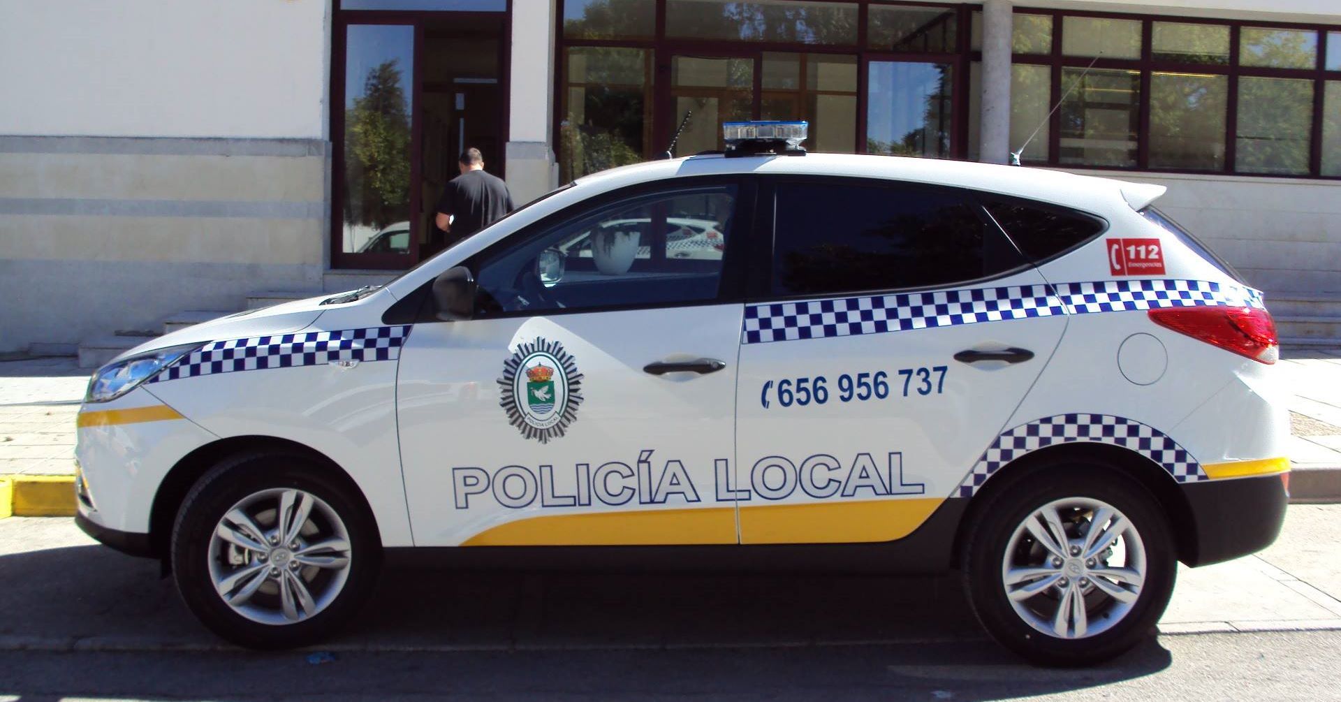 Un vehículo de Policía Local de San José del Valle.