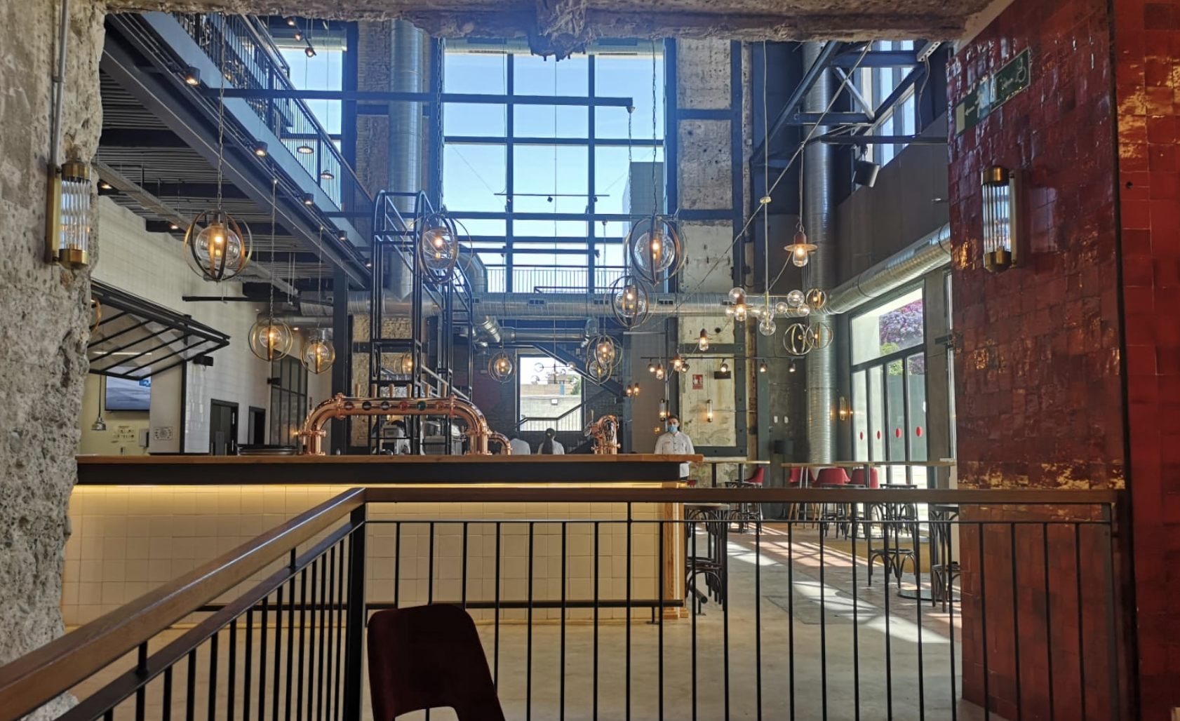 Interior de la Factoría Cruzcampo, en Sevilla.