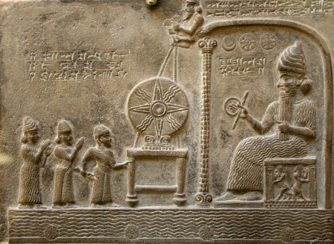 El rey de Babilonia es guiado hacia Šamaš, dios del sol (860-850 a. C.).