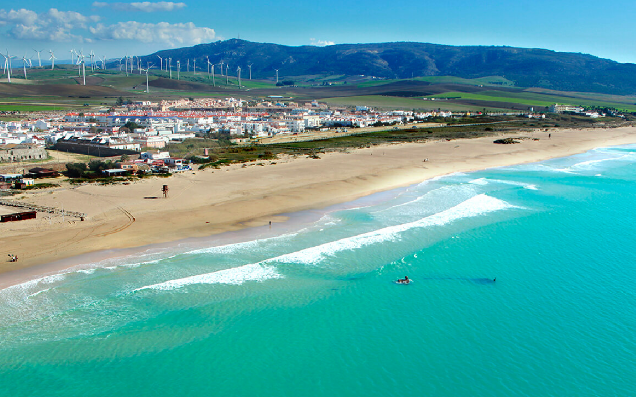 Vista aérea de la playa de Zahara de los Atunes. FOTO: TOTALSURFCAMP.COM