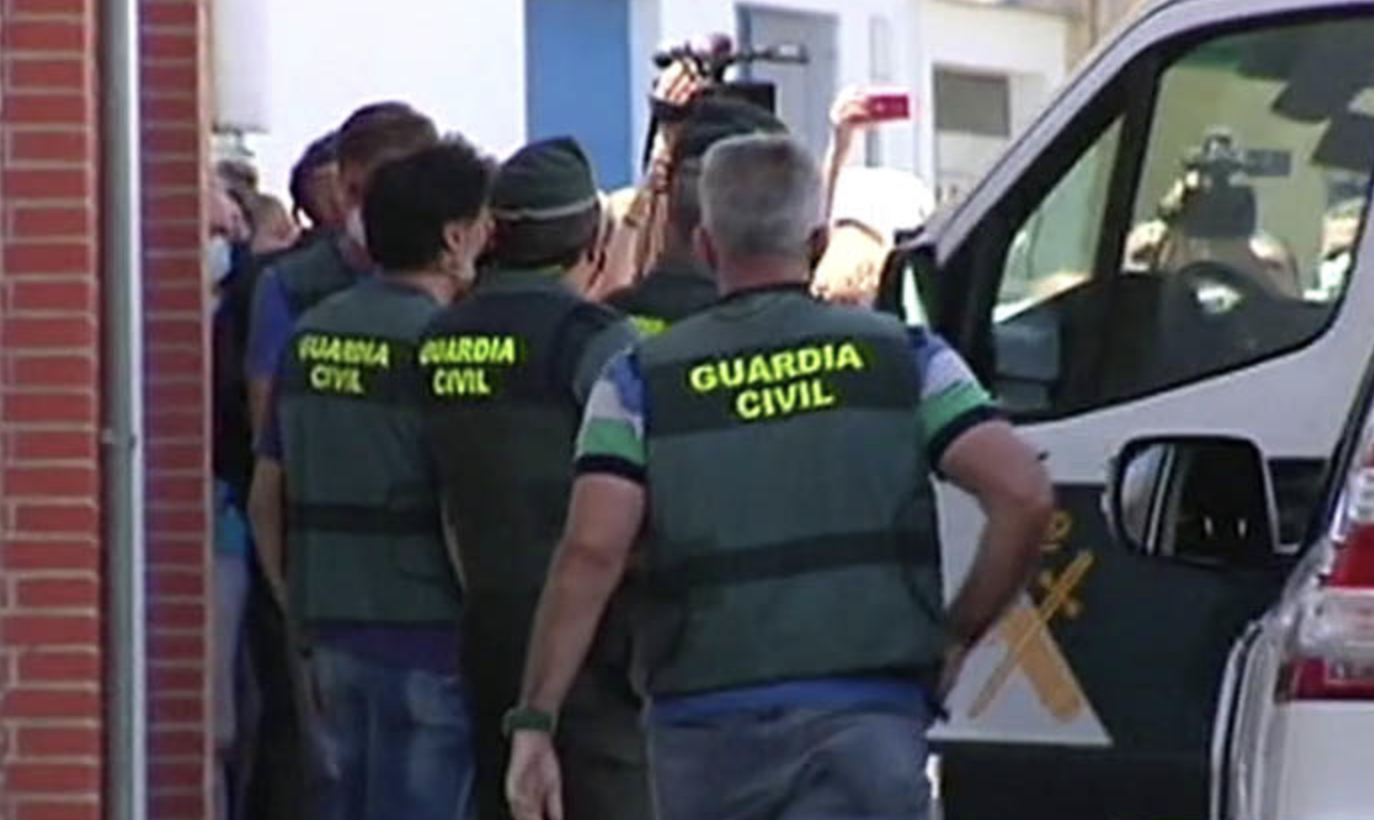 El asesino confeso de Rocío, bajo custodia de la Guardia Civil para la reconstrucción de los hechos. CANAL SUR