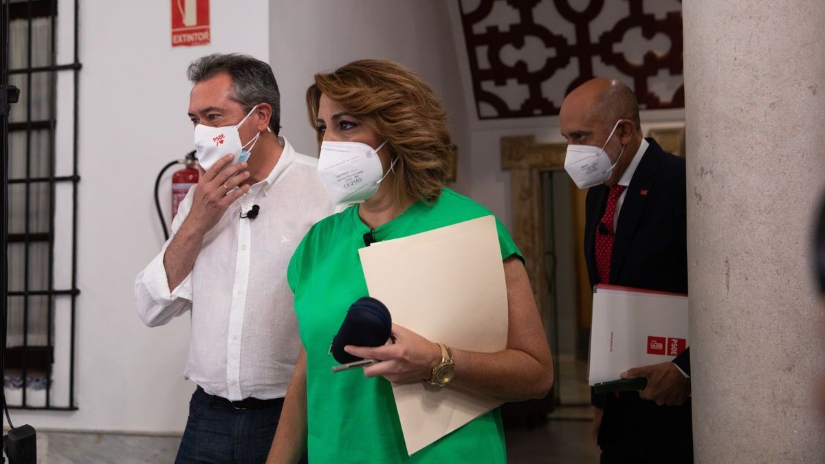 Los candidatos en las primarias del PSOE-A, en San Vicente.