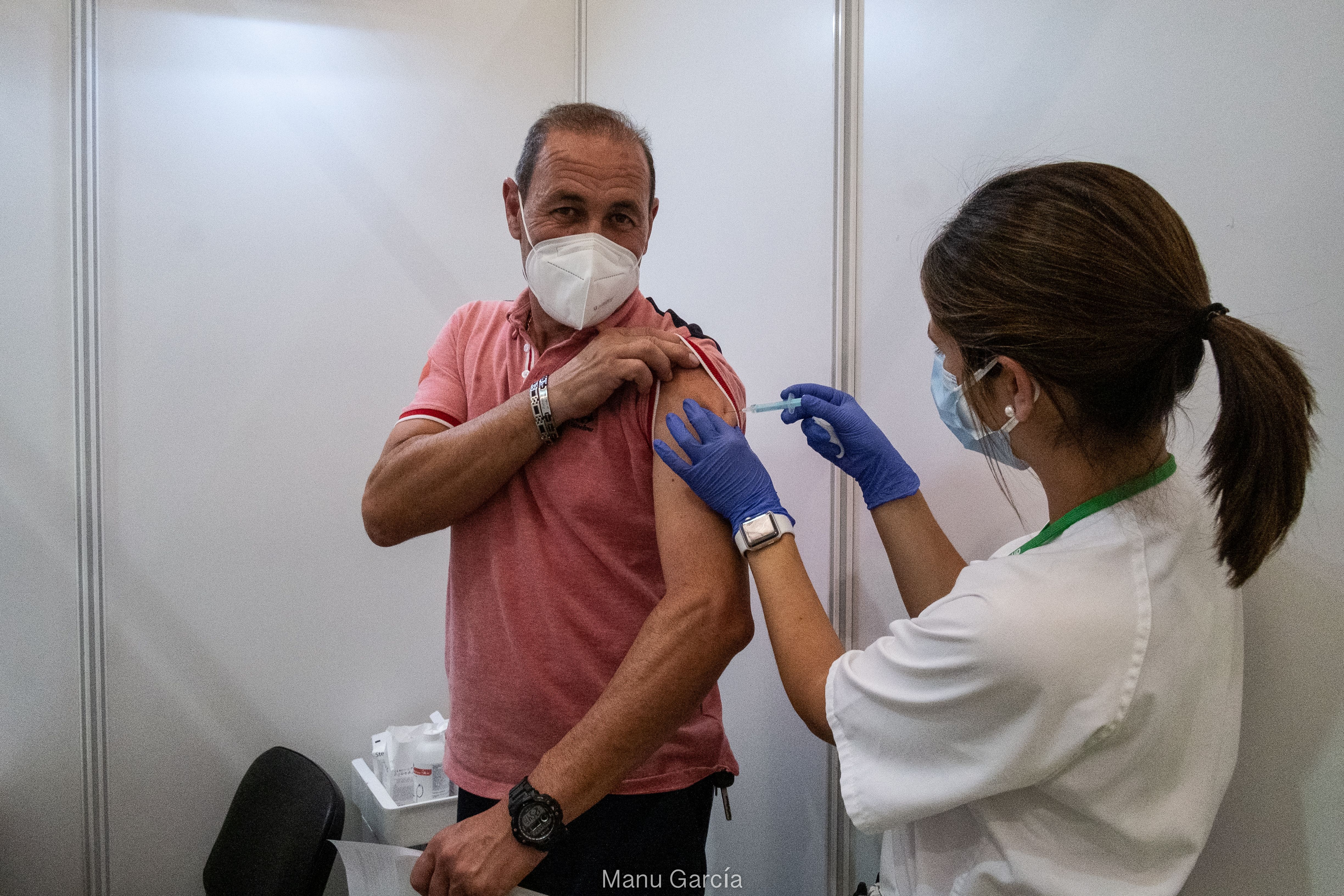 La UE teme que la variante delta arrase en Navidad.