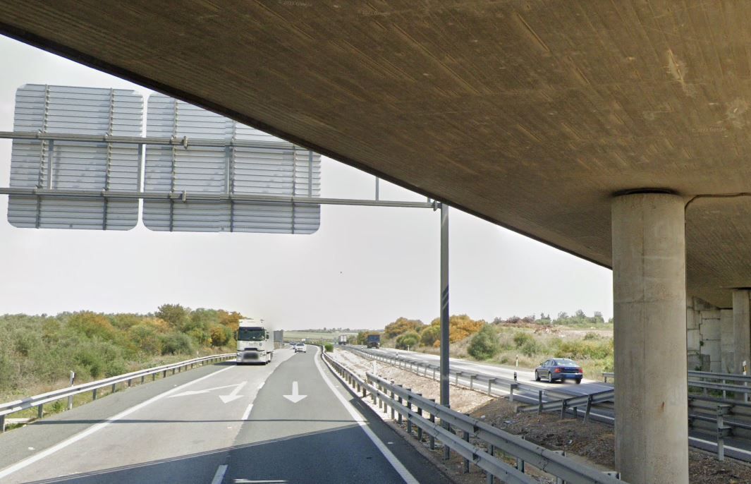 La A-4 a la altura de Carmona.