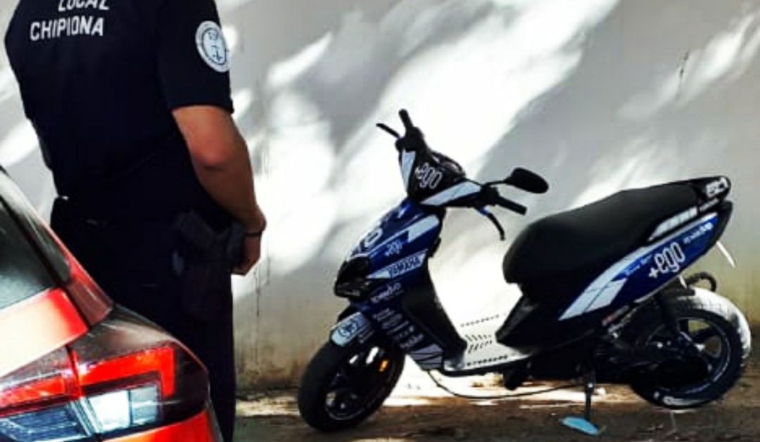 Moto robada recuperada por la Policía Local de Chipiona.