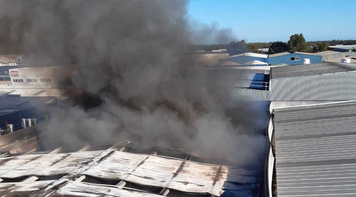 Incendio en la nave de reciclaje de residuos tóxicos de Chiclana.