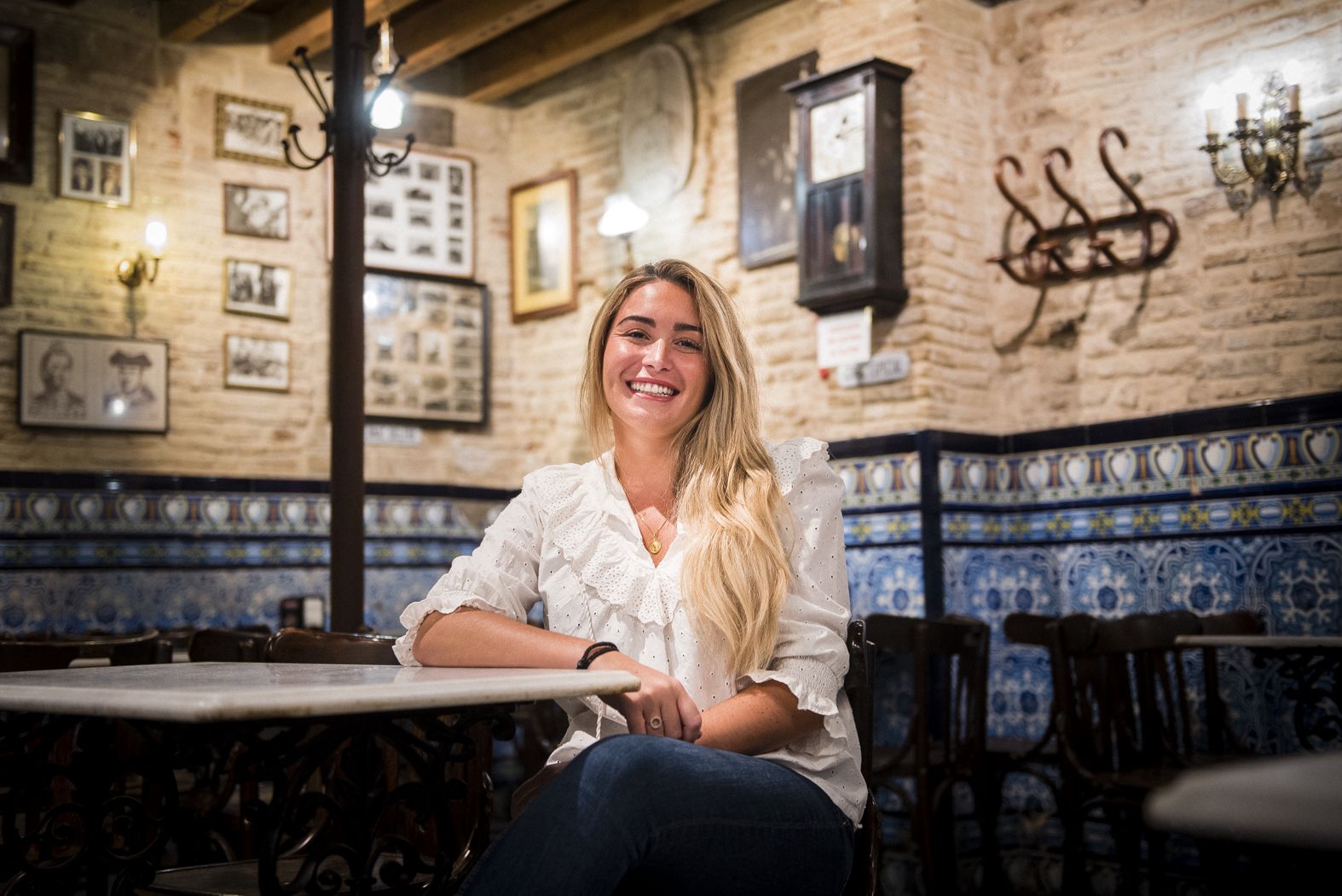Paula Rivera es la cuarta generación de bar El Comercio, regentado por su familia desde 1904.