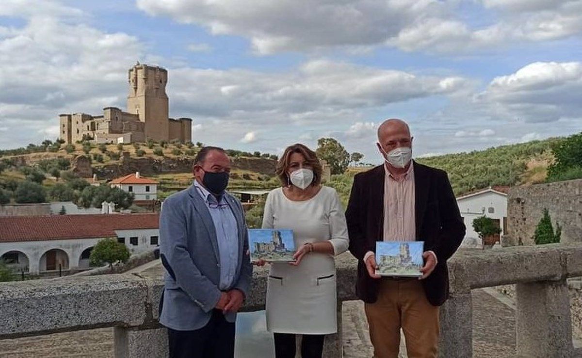 El alcalde de Belalcázar (Córdoba) con Susana Diaz en una fotografía reciente