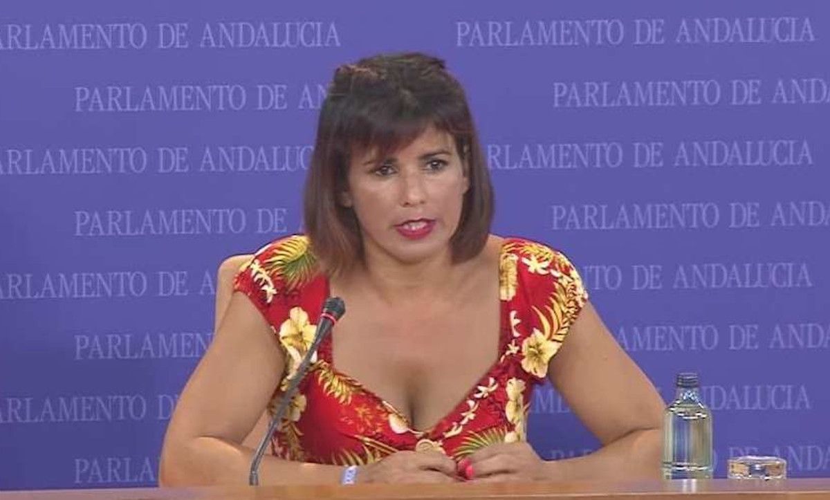 Teresa Rodríguez critica la "inacción absoluta" del Gobierno y la Junta para impedir el cierre de Airbus en Puerto Real.