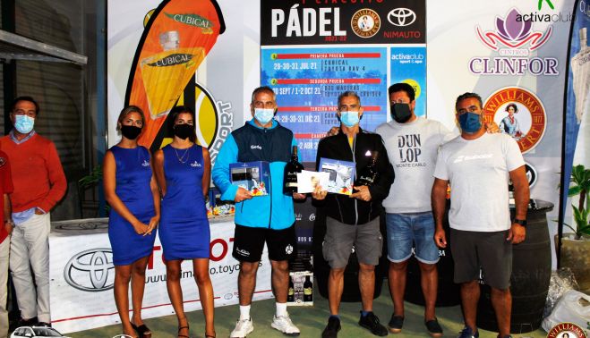 Los campeones de la segunda categoría masculina.