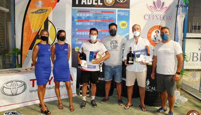 Campeones primera categoría de pádel