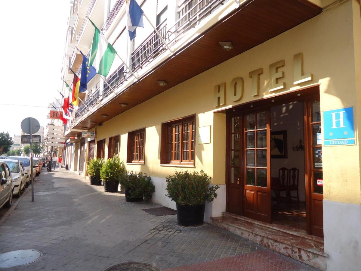 Hotel Joma, en la calle Medina de Jerez, en una imagen de 'Booking'.