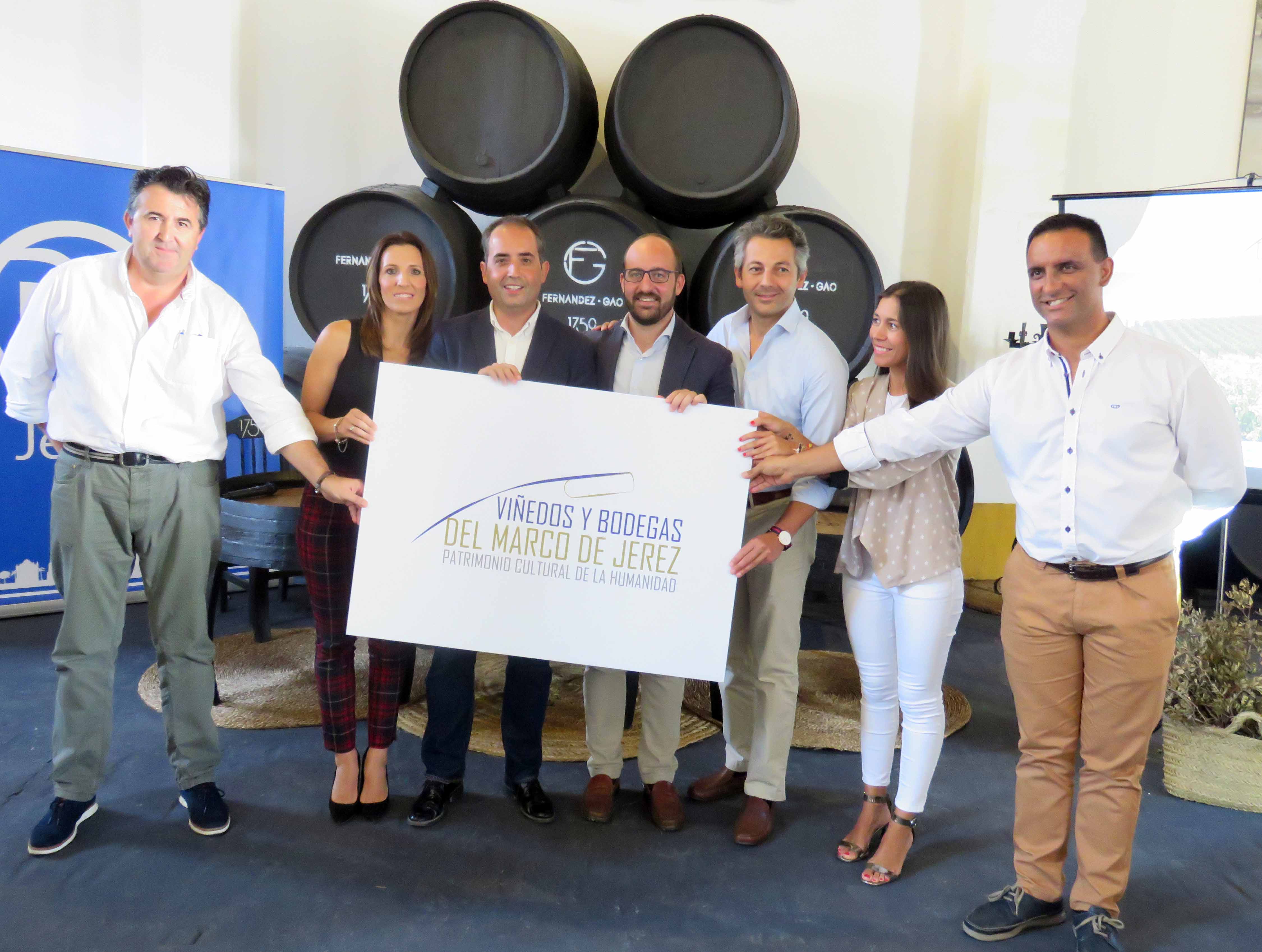 Los candidatos del PP de la provincia de Cádiz presentando la campaña.