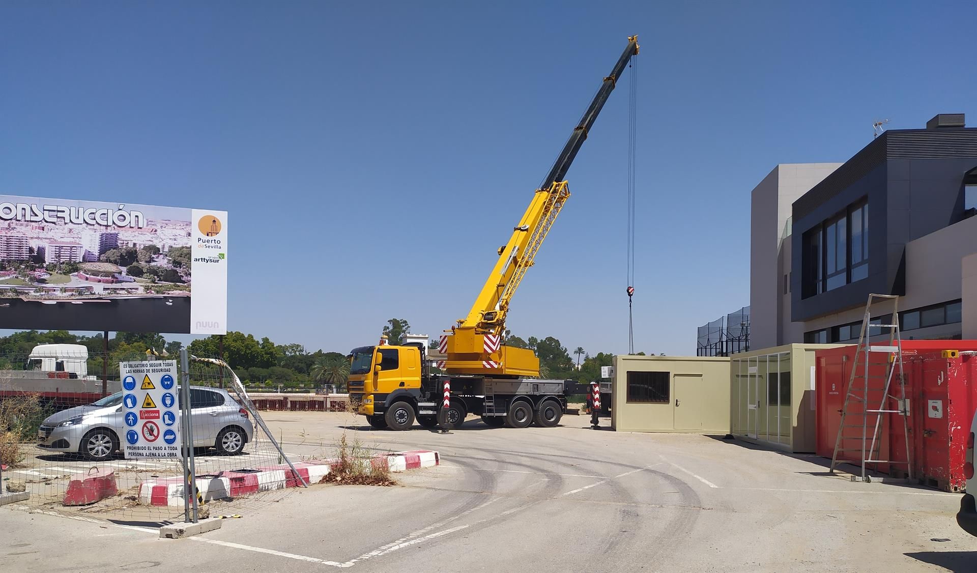 Una de las obras que no cumplen con el horario de trabajo de verano según CCOO.