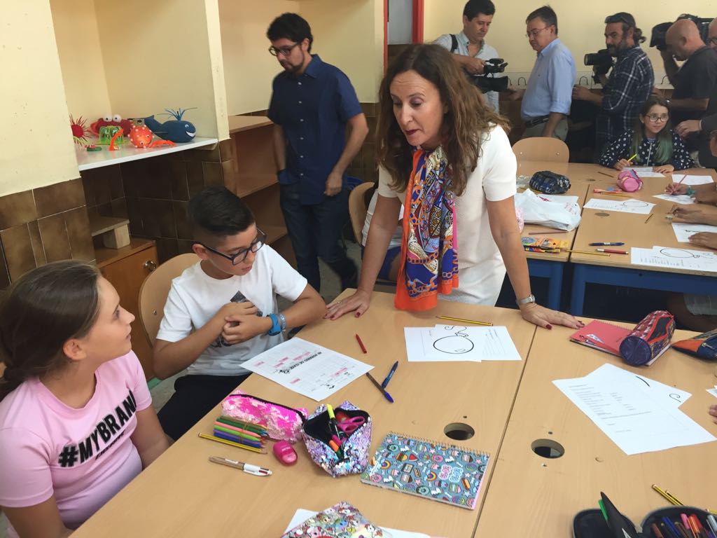 Remedios Palma, en la inauguración del nuevo curso escolar en Cádiz. FOTO: JUNTA.
