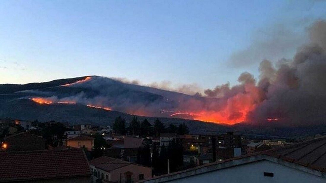 El incendio en el paraje Santa Margarita de La Línea, en el Campo de Gibraltar, este pasado fin de semana