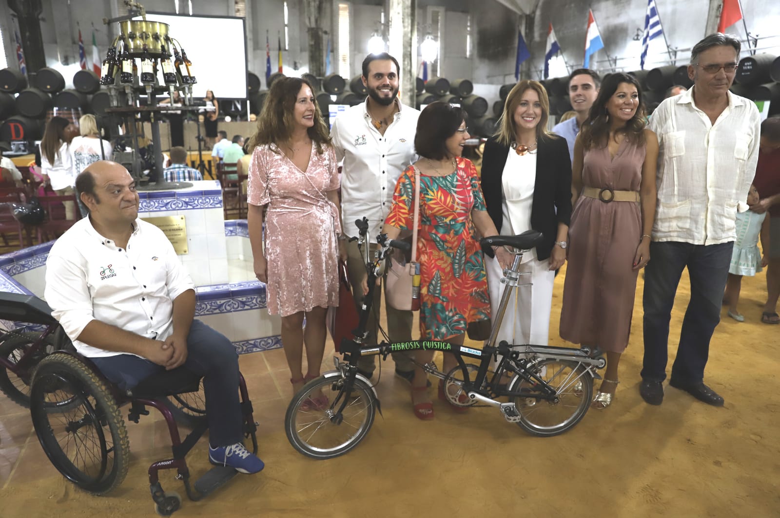 Juan Meira presentando su proyecto ante representantes de Junta de Andalucía, Diputación, Ayuntamiento de Jerez y PP. 