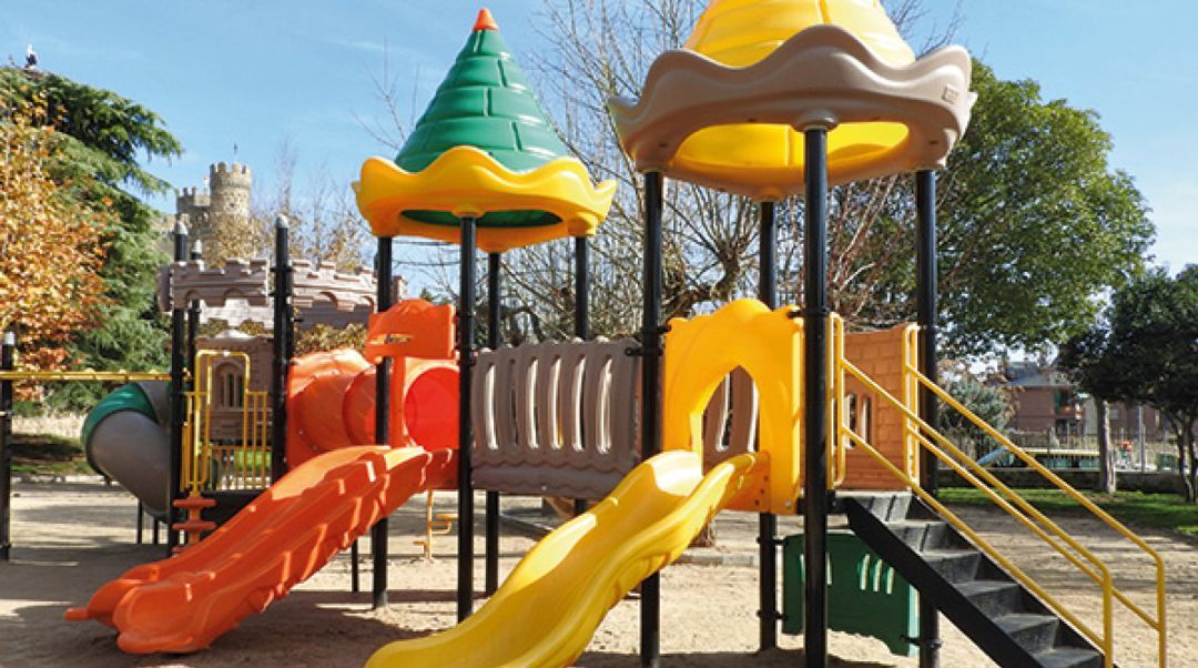 El parque infantil que reclama la duquesa del Infantado, en Manzanares el Real