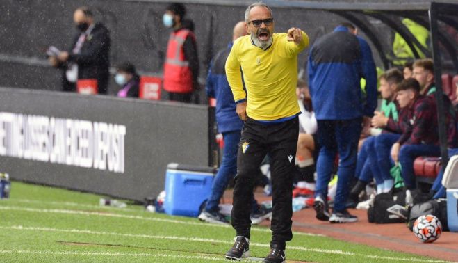 Álvaro Cervera, en un partido de pretemporada.   CADIZCF