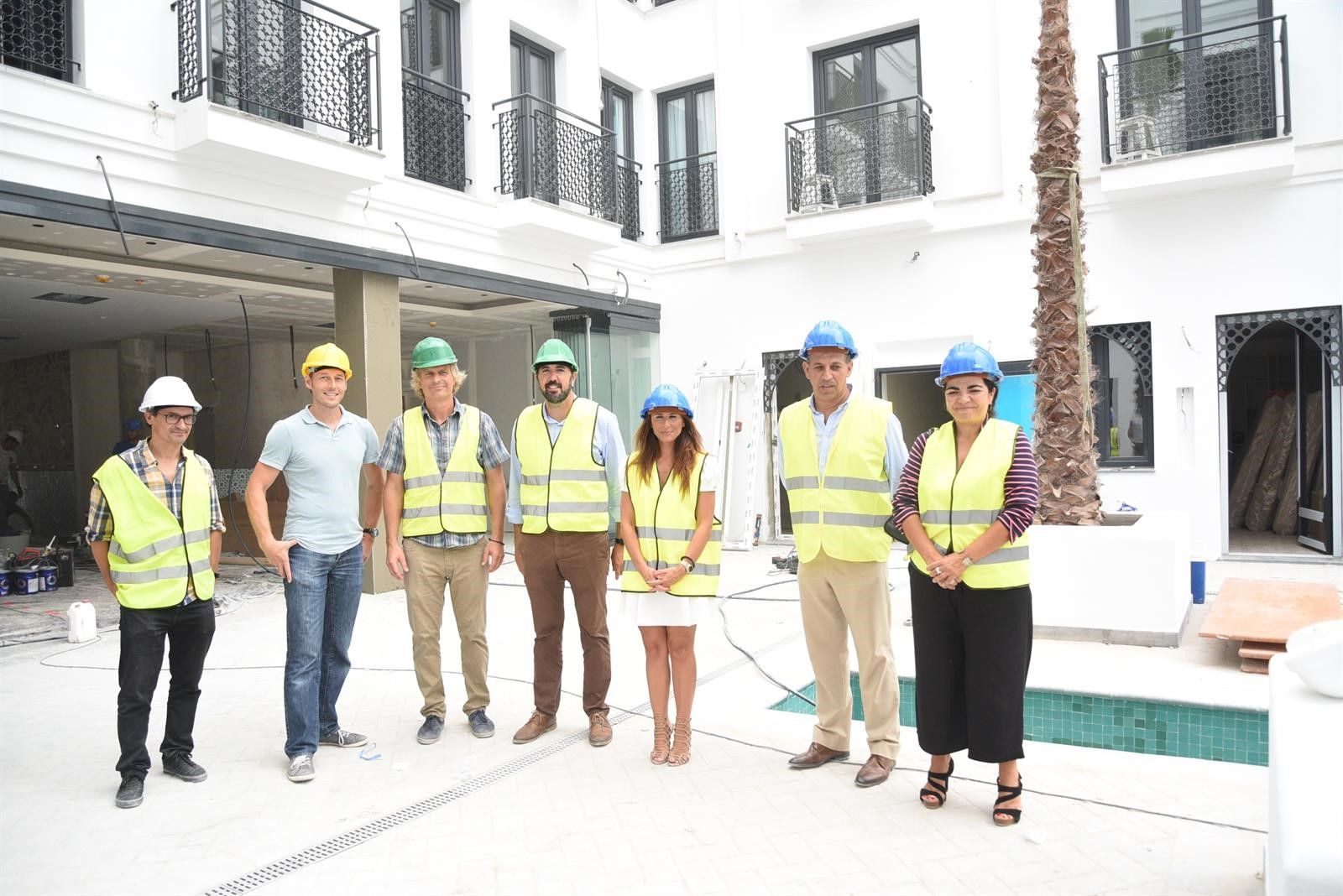Visita al nuevo hotel de Tarifa.