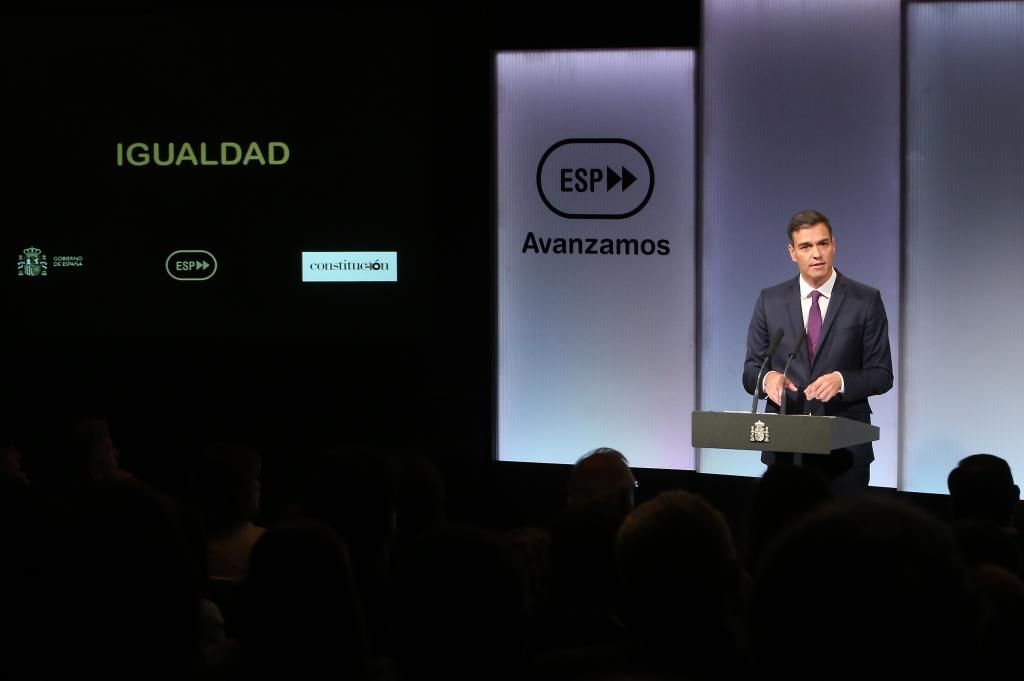 Pedro Sánchez anunciando una reforma de la Constitución para suprimir los aforamientos. 