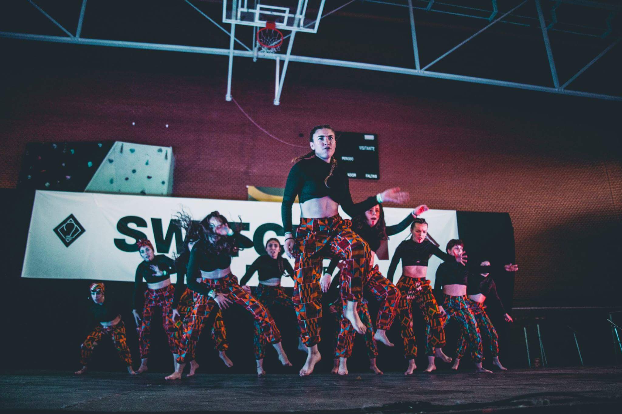 Las Fullblinguers participando en un campeonato de danza urbana. FOTO: XBÁNDALOS. 