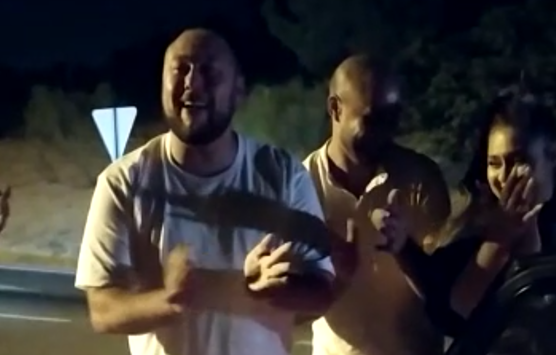 La Guardia Civil para a un cuadro flamenco en un control en Jerez y pasa esto...