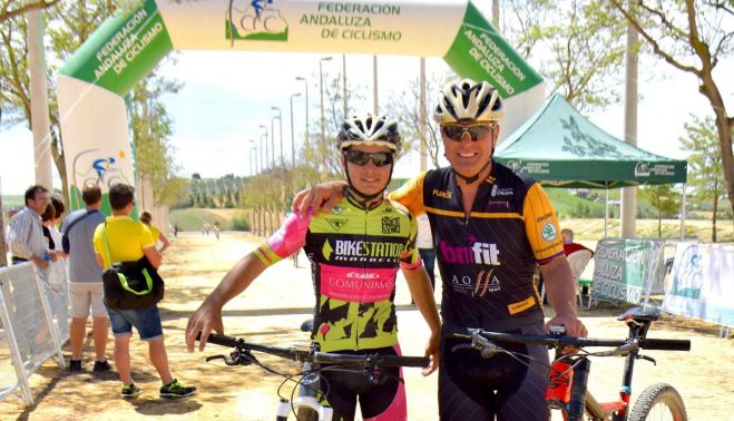 Junto a su hijo José Manuel, el principal motivo por el que regresó al ciclismo.