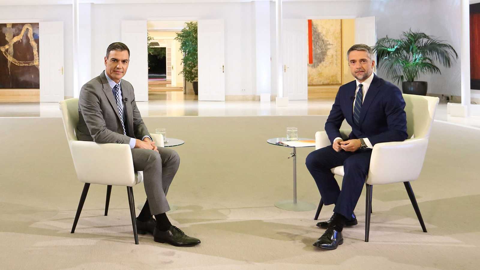 Pedro Sánchez en la entrevista de este lunes en el Telediario 2 de TVE