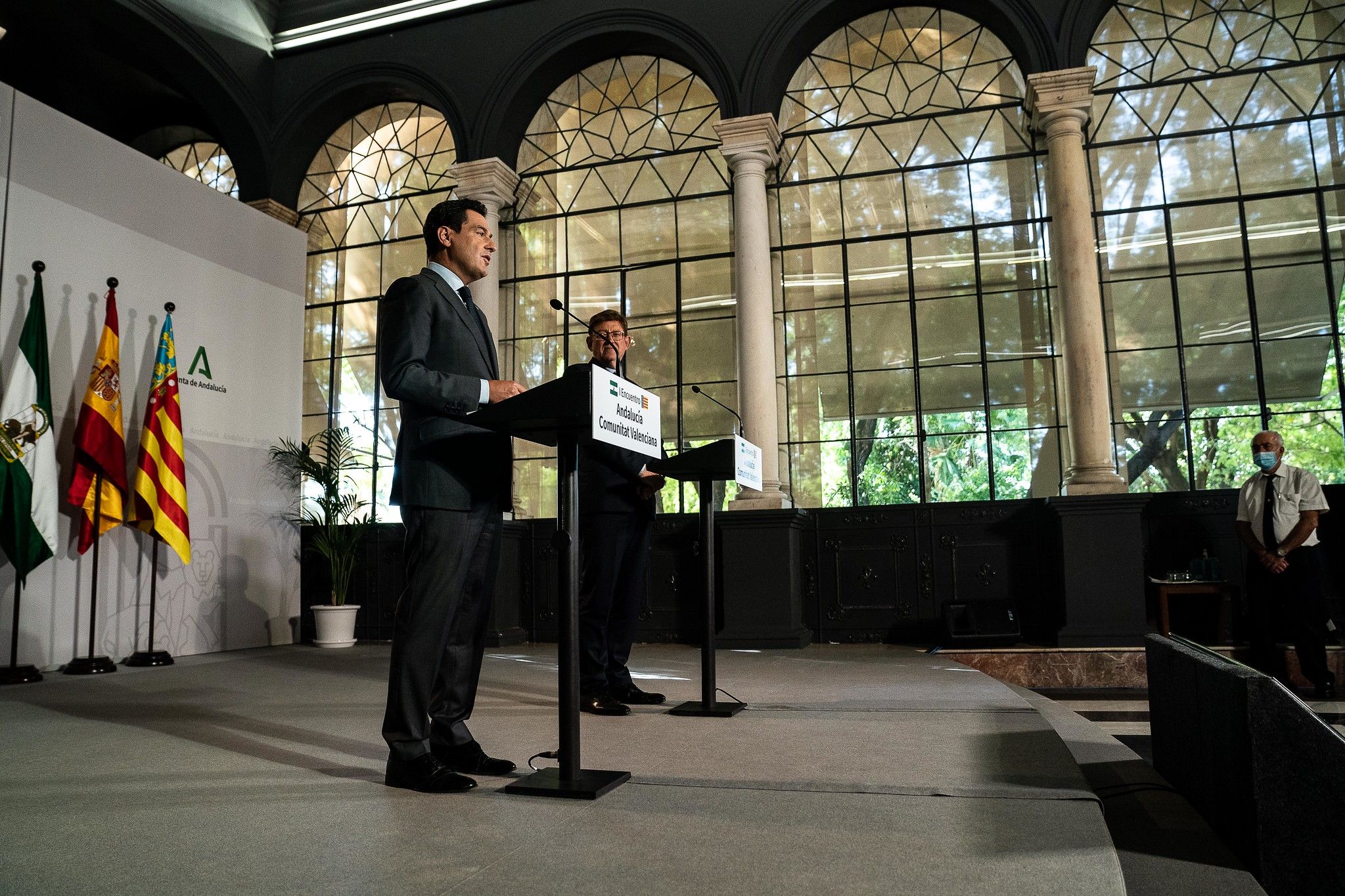 La Junta y la Generalitat Valenciana no se encuentran en la armonización fiscal