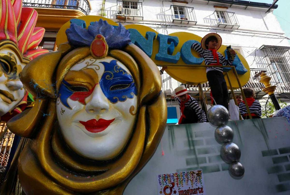 El Puerto 'quita' el carnaval de febrero a Cádiz.