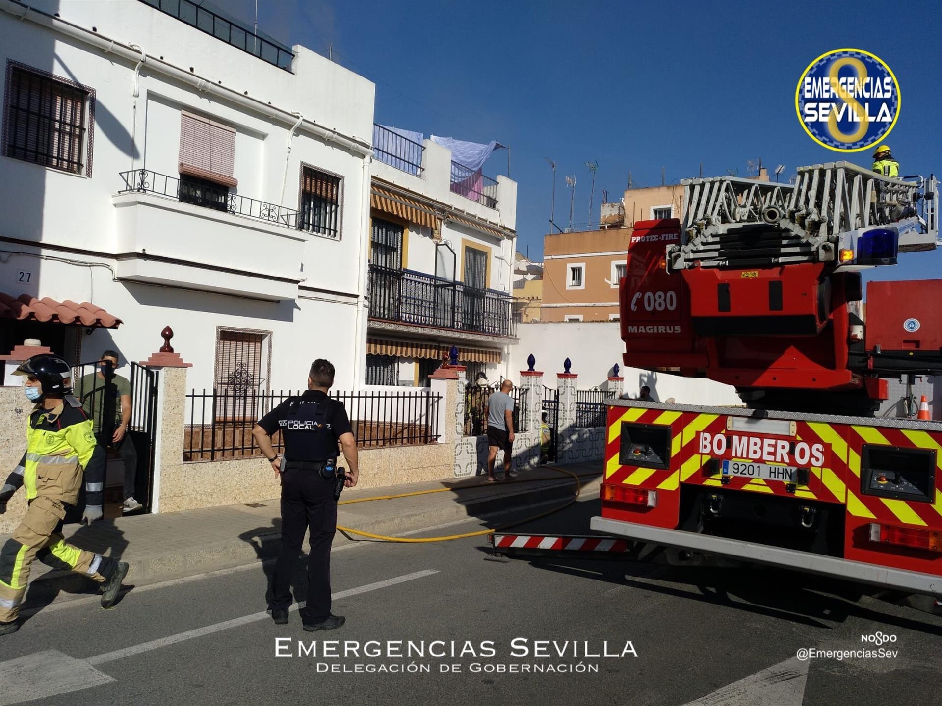 Incendio en Sevilla donde un anciano de 70 años ha fallecido.