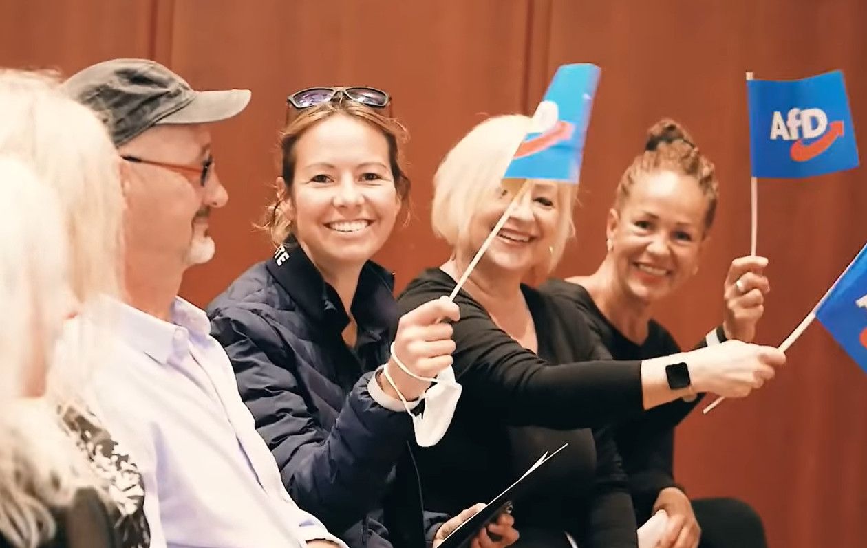 Operación quedarse con la derecha.