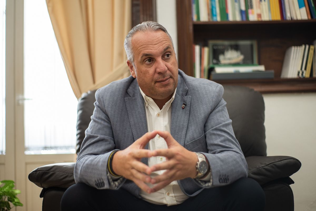 Ruiz Boix, sobre las 'purgas' de asesores del PSOE en Diputación de Cádiz: "Es un error mayúsculo"