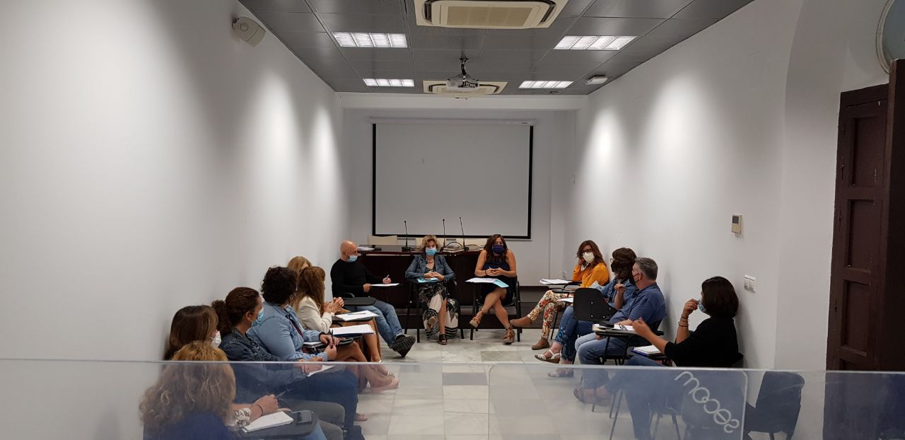 Los servicios asistenciales del Ayuntamiento de Cádiz atienden a 364 personas sin hogar en solo medio año.