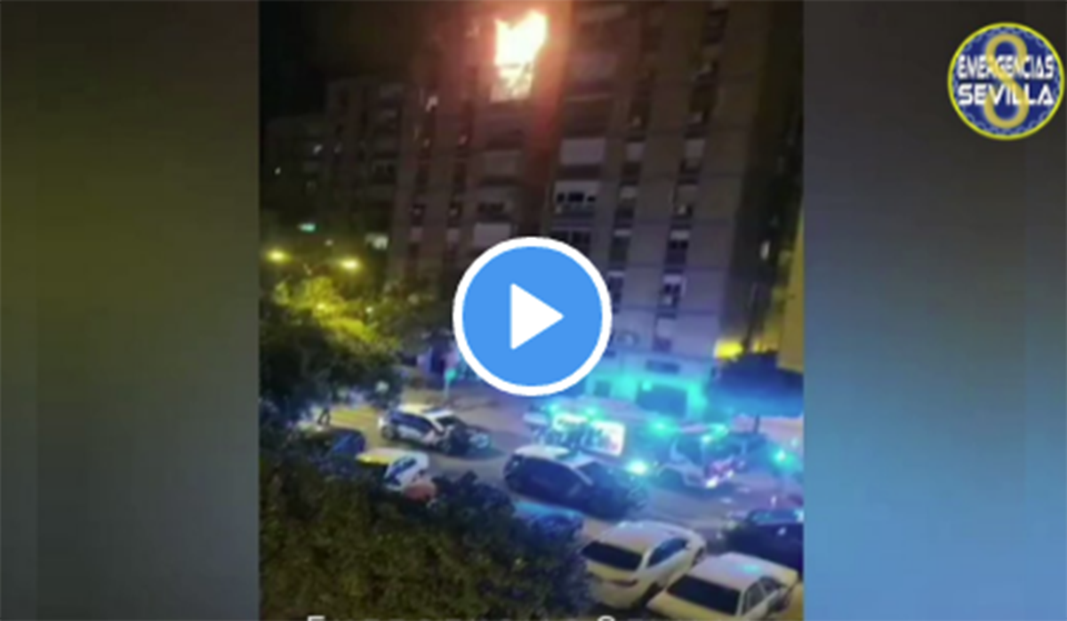 Fotograma del vídeo del incendio en el sevillano barrio de Triana.