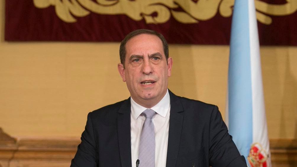 Muere el consejero de Hacienda de la Xunta de Galicia mientras trabajaba en su despacho