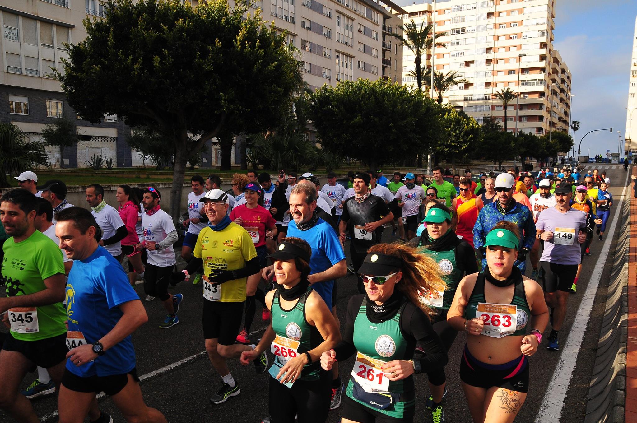 Imagen de una pasada Media Maratón Bahía de Cádiz. FOTO: EULOGIO GARCÍA ROMERO. 