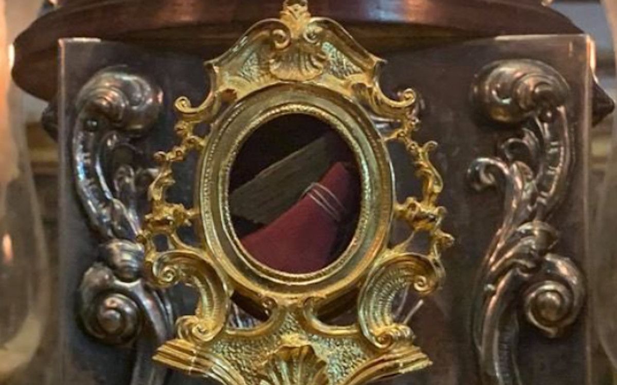 Una hermandad gaditana denuncia la desaparición de la reliquia de la Madre Adela en la iglesia de San Francisco de Cádiz.