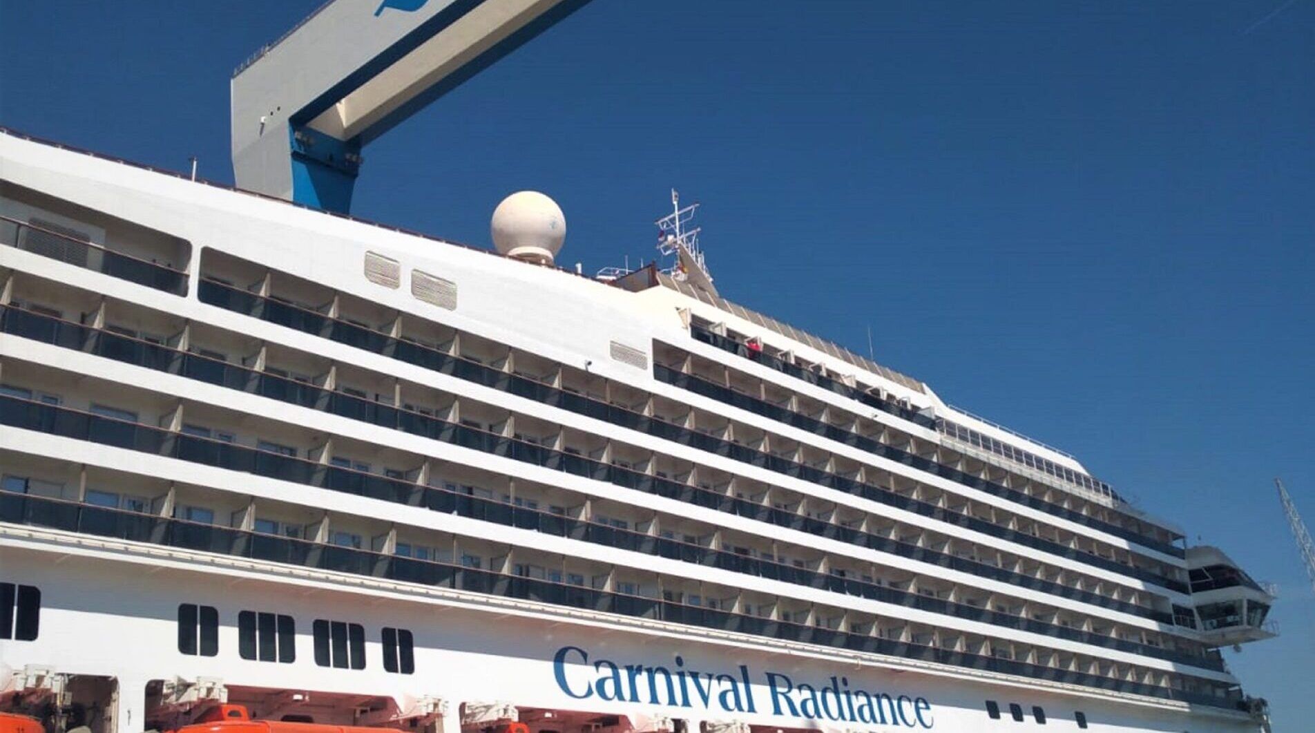 El crucero Carnival Radiance, en Navantia Cádiz.