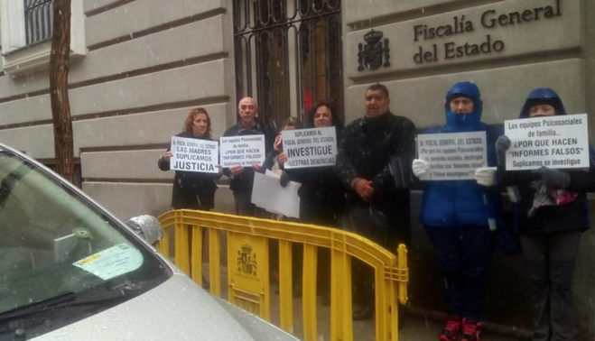 Una reivindicación a las puertas de la Fiscalía General del Estado.