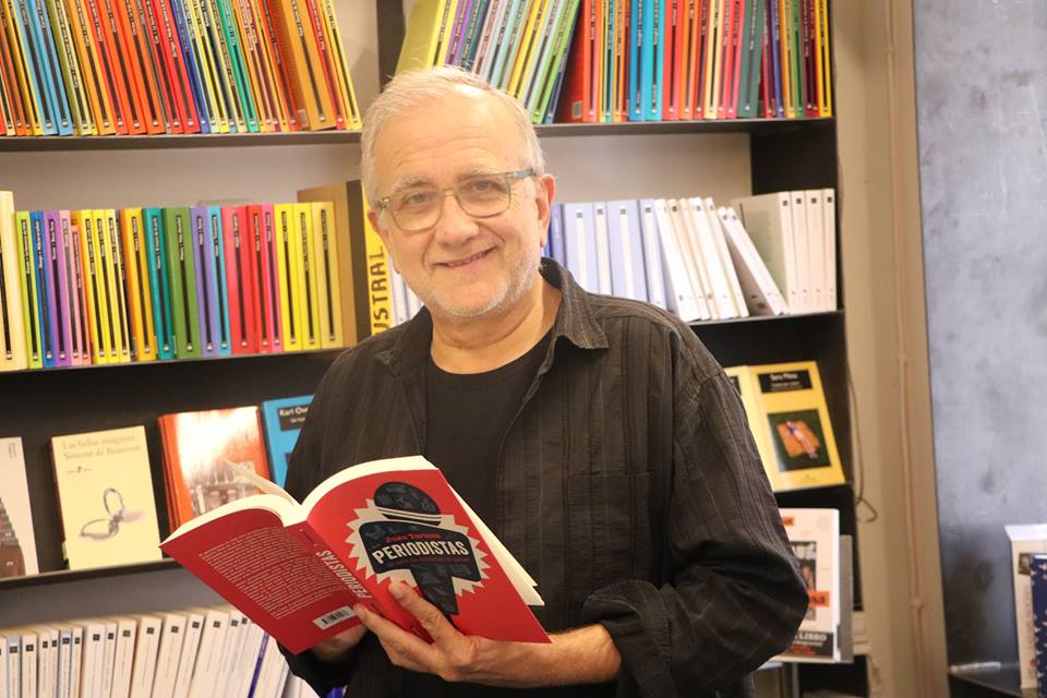 Juan Tortosa en la librería Espacio Caótica de Sevilla. FOTO: R.S. 