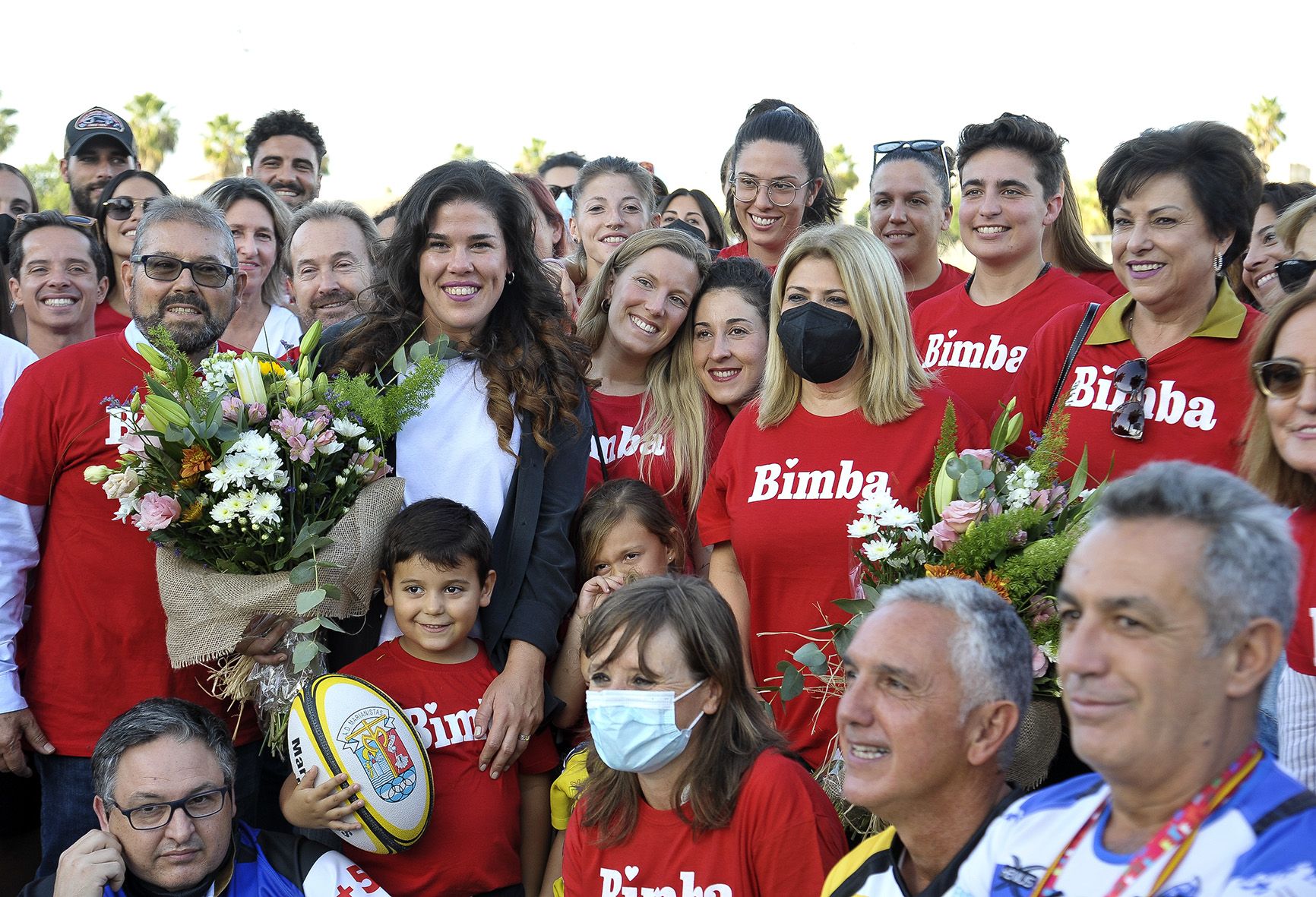 Bimba Delgado, junto a la alcaldesa Mamen Sánchez, amigos y familiares.